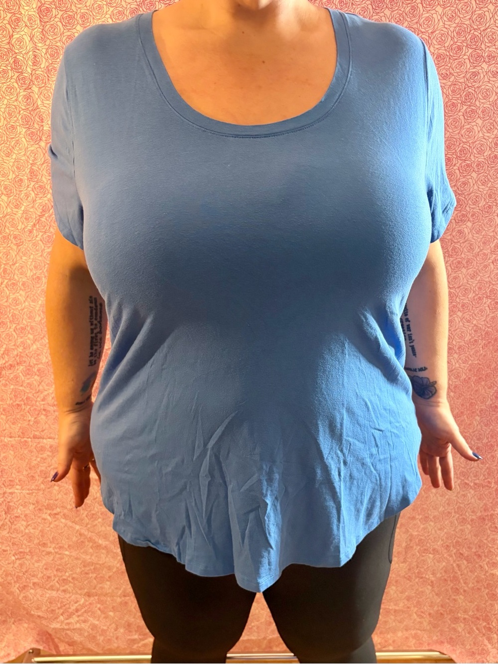 3/$15 Ava & Viv Light Blue Scoop Neck Short Sleeve Top